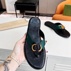Mode 2022 Designer Design Kwaliteit Pool Sandalen voor dames slippers platte slip op gesp buckle man schoenen flats sandaal luxe