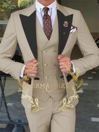 Mode 3 Stuks Sets Single Breasted Groommen Beige Bruidegom Tuxedo Zwarte Revers Mannen Pakken Bruiloft Man Blazer 240306