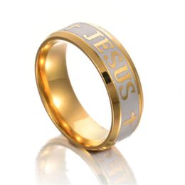 Clásico 316L Titanio Anillo de dedo de acero inoxidable para el hombre Mujer Jesús Anillos de la letra cruzada Fashion Dios Ring Finger Anillo de oro Joya plateada Precio al por mayor