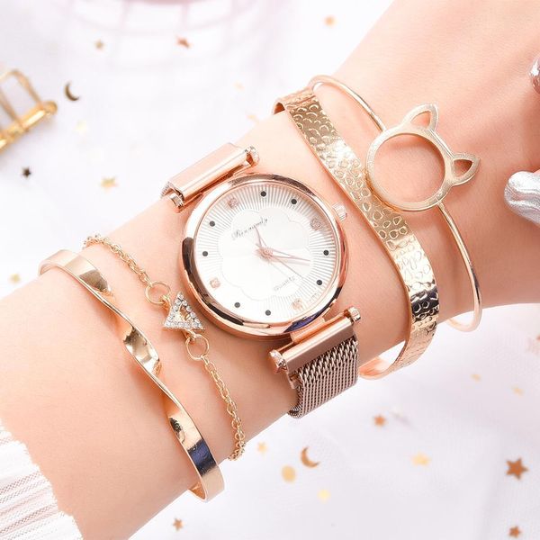 Mode 5 pièces bijoux femmes montres de luxe aimant boucle fleur strass montre dames Quartz montre-Bracelet Bracelet ensemble Reloj Mujer main caténaire