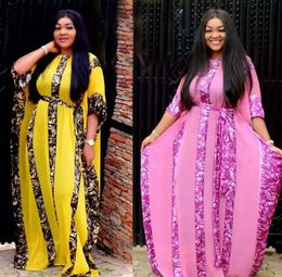 Fashion African Abaya pour femmes Muslim Murffon Printed Bat-Sheeve Stripe Long Robes avec Belt Summer Gorgeous Dashiki robe 240415