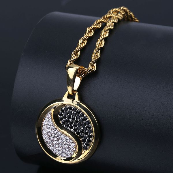 Mode et Or Blanc Symbole Tai Chi Collier Pendentif Rond Chaîne Twist Iced Out CZ Cubic Zirconia Designer Bijoux Cadeaux pour Couples