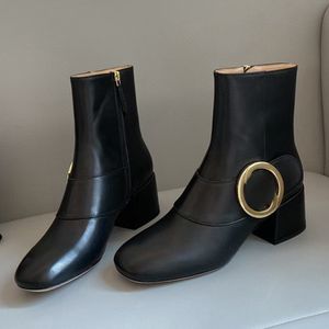 Mode Enkellaarzen Luxe Designer Gesp Koeienhuid damesschoenen aan de binnenkant Zip 5.5CM dikke hak Ronde tenen Echt lederen zool Romeinse laars 35-42