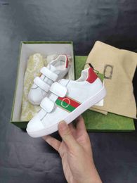 Fashion Baby Sneakers Logo Printing Kids Chaussures Taille 26-35 Brand de marque High Quality Backle Strap Girls Chaussures Designer Boys Chaussures 24mai