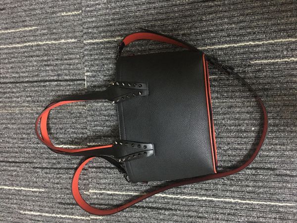 Bolsa de moda Cabata Designer Totes Remache Cuero genuino Bolso inferior rojo Bolsos compuestos Bolsos famosos Bolsas de compras Negro 2022