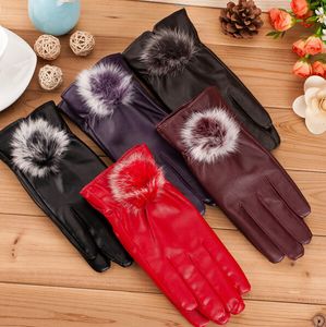 Mode Belle Boule De Fourrure Gants En Cuir pour Gants D'hiver Marque Mitten luvas Femmes Gants Gants D'équitation Gants En Cuir De Moto 5 Couleur