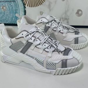 Mode beste topkwaliteit echt lederen handgemaakte multolor gradiënt technische sneakers mannen vrouwen beroemde schoenen trainers maat35-46 gm9k0000012