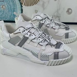 Fashion Best Top Qualité en cuir véritable Handmade Multicolore Gradient Baskets techniques hommes femmes chaussures célèbres Baskets taille35-46 M KJK mxk80000012