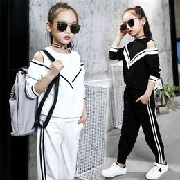 Trajes deportivos de moda para niñas grandes, conjunto de ropa en blanco y negro con hombros descubiertos para adolescentes, chándal de otoño, ropa deportiva de talla grande para niños 210622