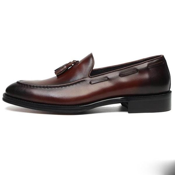 Chaussures de bal noires/marron à la mode pour hommes, chaussures de mariage en cuir véritable à bout pointu avec pompon