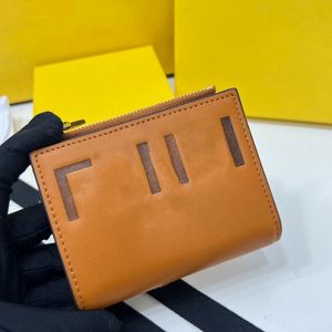 Luxe européen et américain designer court portefeuille hommes en cuir porte-carte à glissière mode portefeuille en cuir changement sac carte sac femmes portefeuille avec boîte-cadeau en gros