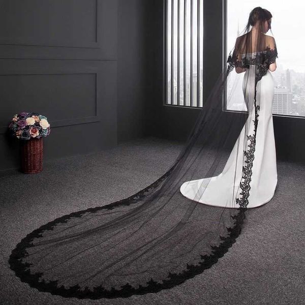 Velo de novia de encaje negro de moda 2020 Dos capas 300 * 150 cm Apliques Catedral Velo de novia largo con peine Voile de Mariee X0726