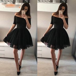Mode zwarte korte prom jurken 2019 sexy prom jurk vrouwen boot-hals tule rits knielengte meisje formele homecoming feestjurk