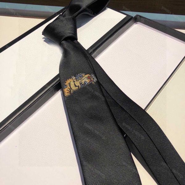 Moda Corbata de seda negra Corbatas Hombres Diseñador Tigre Luxurys Diseñadores Negocios Cinturones Mujeres Ceintures Diseño Femmes Ceinture Accesorios con caja