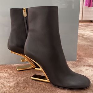 Botines de tacón alto con letras extrañas para Mujer, zapatos de vestir con cuña para Mujer, Botas cortas de cuero para otoño e invierno, cuñas para Mujer