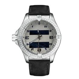 Fashion Blue Dial Watches Mens Double fuseau horaire horlogère Affichage de pointeur électronique Montre de Luxe montre des bracelets