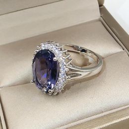 Mode-blauwe zirkoon damesring gemaakt door blauwe ring charme engagement vrouwen sieraden marine ronde sieraden cadeau