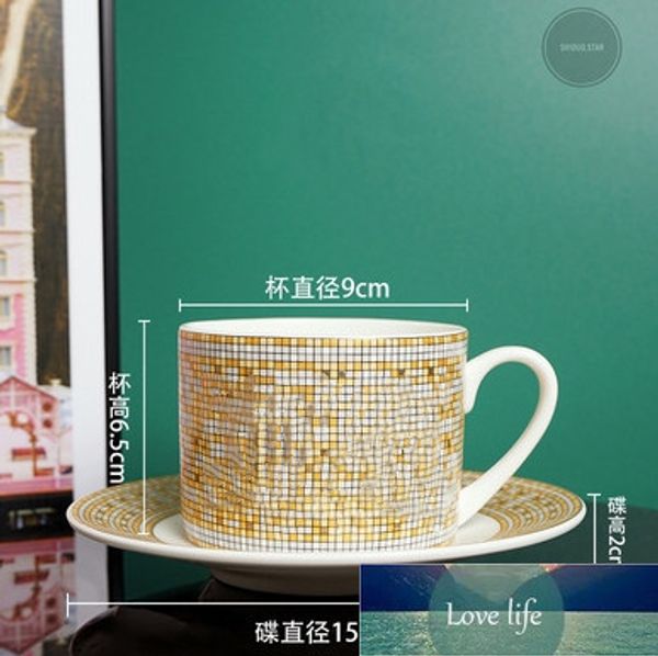 Fashion Bone China Coffee Cup Cup Light Light Luxury Tea de té de la tarde exquisita Set al por mayor