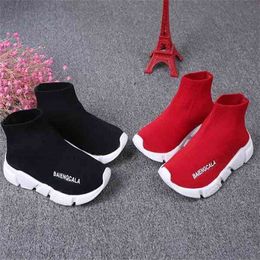 Bottes de mode pour enfants, chaussures d'entraînement de vitesse, chaussettes de créateurs pour garçons et filles en bas âge, baskets noires et rouges de styliste