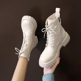 Boots de mode Femme Spring Automne Automne sans glissement à lacets Zipper Hiver Ladies Boot de cheville Black White Leather Plateforme Round Toe Shoes 901