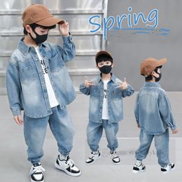 Fashion Boys Denim Rellague Sets Kids Lapel de manga larga Ciba de costillas elásticas Jeans 2pcs 2024 Spring Children Casual Cowboy Outfits Z6717