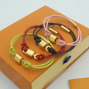 Bracelet de mode designer double bracelet en cuir bracelet de créateur de mode pour femmes bracelet de serrure en or lettre V bijoux haut de gamme