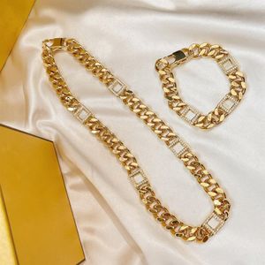 Mode Bracelet Collier Cool Pendentifs De Mariage Costume Lettre Design 2 style pour Homme Femme Unisexe Chaîne Bracelets Colliers Bijoux 238S