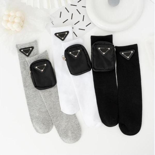 Chaussettes en coton pour garçons et filles, marque à la mode, automne hiver, lettres imprimées, hauteur des genoux, chaussettes tubulaires pour enfants, 3 couleurs