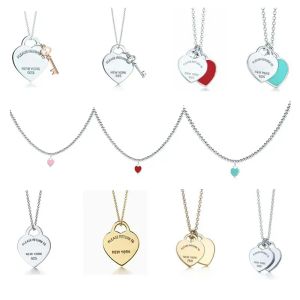 Modemerk ontwerper Gold Heart Necklace Dames roestvrij staal hanger Fashion Couple Love ketting Valentijnsdag Geschenk vriendin Juwelen