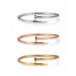 Modemerk Ontwerpers band luxe Armbanden Ringen voor mannen en vrouwen Titanium Gegraveerd Patroon Staal Legering Roestvrij