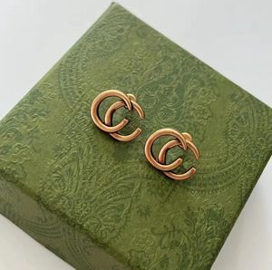 Boucles d'oreilles de pote de créateurs de lettres classiques pour les femmes amateurs de mariage de fête de fête