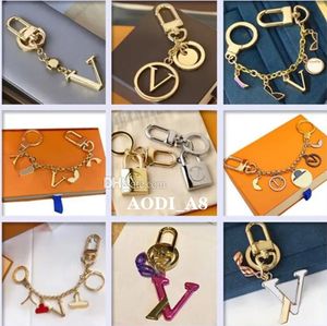 Modemerk Letter Designer Keychains Metal Keychain Dames Tas Charm Hanger Auto onderdelen Auto Key Chain met geschenken Box Dust Bag