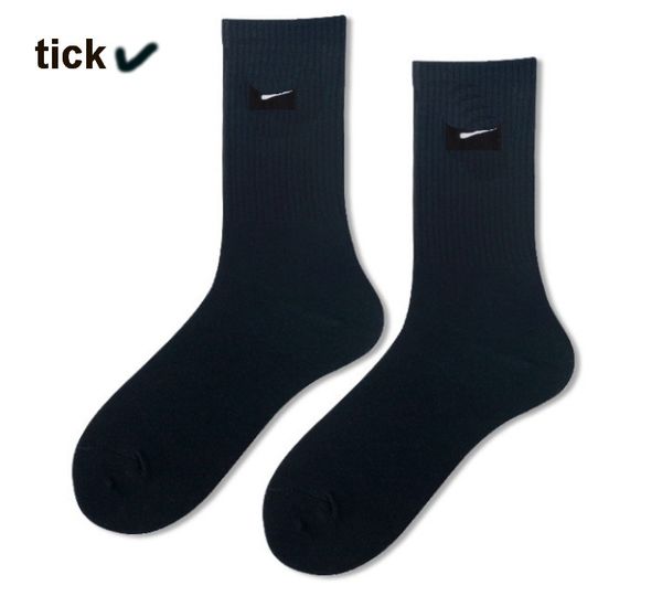 Marque de mode LOGO chaussettes de haute qualité femmes hommes coton tout-match classique crochet de cheville respirant bas noir blanc mélange football basket-ball sport chaussette