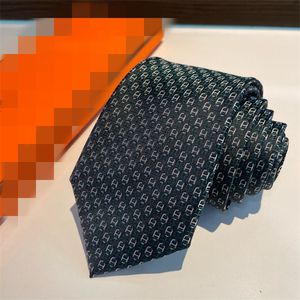 La marque de mode Hommes lie 100% Silk Jacquard Classic Woven Fabriqué à la main à la main pour hommes Mariage Casual and Business Neck Tie 111