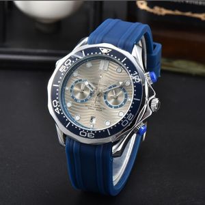 Marca de moda Omegity Wrist Watches New Men's Lady Watche All Dial Work Quartz Movement Watch Classics Luxury Professional Wallwatches Cronograph Reloj