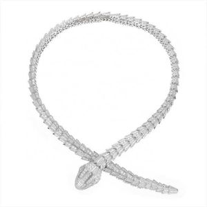 Marca de moda Queen's Full Diamond Cz Zircon Collar de serpiente Regalo Joyería de fiesta Collares Serpientes animales Diseñado Chocke230K de lujo