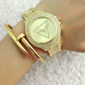 Fashion Brand Women's Girl kristal driehoek stijl wijzerplaat stalen metalen band quartz polshorloge GS6831-1