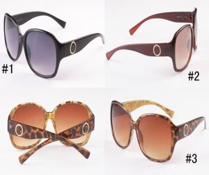 Modemerk Women goedkope zonnebrillen 8013 Burst Trend bril Rijzonsnij voor vrouwen Big Frame Sun Shades Sun Glasse170254444