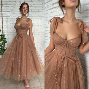 Mode bruine jurken spaghetti prom feestjurk enkellengte thuiskomst jurk een lijn