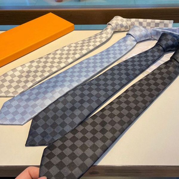 Corbata para hombre Corbata de lujo Corbatas acolchadas Damier Corbata de diseñador a cuadros Corbata de seda Negro Azul Blanco Rojo Corbatas con caja