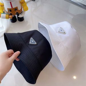 Sombrero de cubo de moda Sombreros de diseñador Gorra de bola simple para hombre Mujer Negro Blanco Gorras opcionales de alta calidad