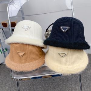 Mode emmer hoeden voor vrouwen Designer Casquette konijn Hair Fisherman Hat P Caps Winter Beanie brede rand Geometrie Wollen pet