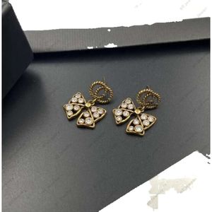 Mode vlinder diamant ontwerper vrouwen dragen G-sieraden voor een rally oorbellen cadeau