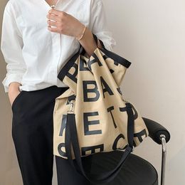 Mode toile femmes sacs littéraire rétro grande capacité en plein air sac à bandoulière décontracté conception lettre impression dame sac à main