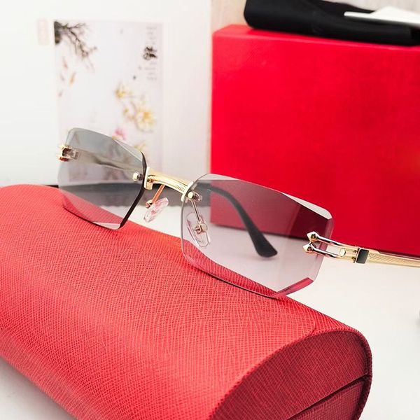 Moda carti lujo Cool gafas de sol Diseñador moderno sin montura mujer hombre rectángulo gafas marcos 24k chapado en oro brazo simple luz cómoda sombrillas de verano