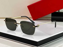 Moda carti top gafas de sol Diseñador de grado para hombre anteojos negros simples sin marco 18k oro esplendor genuino interior azul lentes de película ligeros y cómodos
