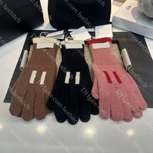 Gants en cachemire de mode pour femmes, gants de styliste, Style lettre classique, gants chauds d'extérieur, doux et polyvalents, cadeau de noël, hiver