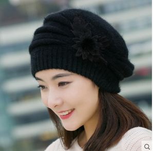 Mode-Cashmere Pompon Femmes Chapeaux Hiver Gorras Stripe Knittemale Mode Lady Moyen Âge Cap Strass Épais