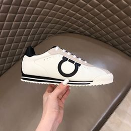 Mode casual hommes designer chaussures lettre sculpté à lacets blanc cuir noir luxe hommes chaussure streetwear bateau rapide asdawdadws