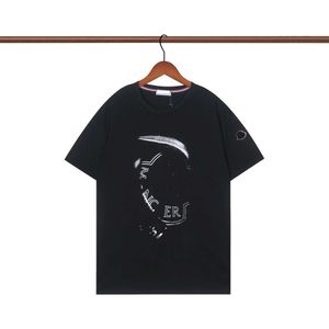 Designer Luxury Chaopai Classic 2023 Nouveau t-shirt à manches courtes pour les hommes et les femmes, la broderie de timbre sans encre